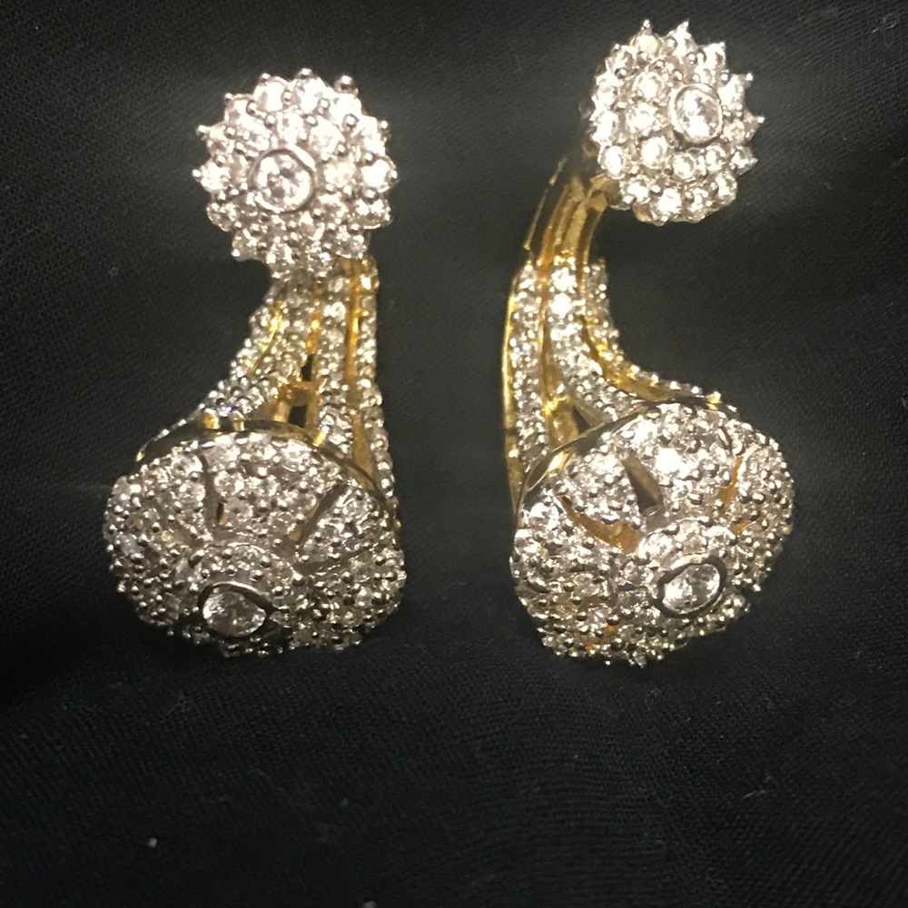 Zircon earings stud beautiful